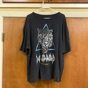 Def Leppard Band Tee